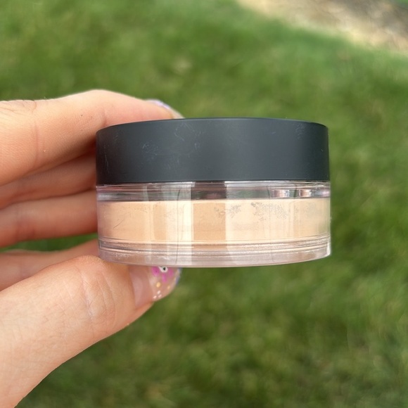Brand New Bare Minerals Loose Matte SPF 15 Powder Foundation Fair Ivory 02 - Picture 3 of 10